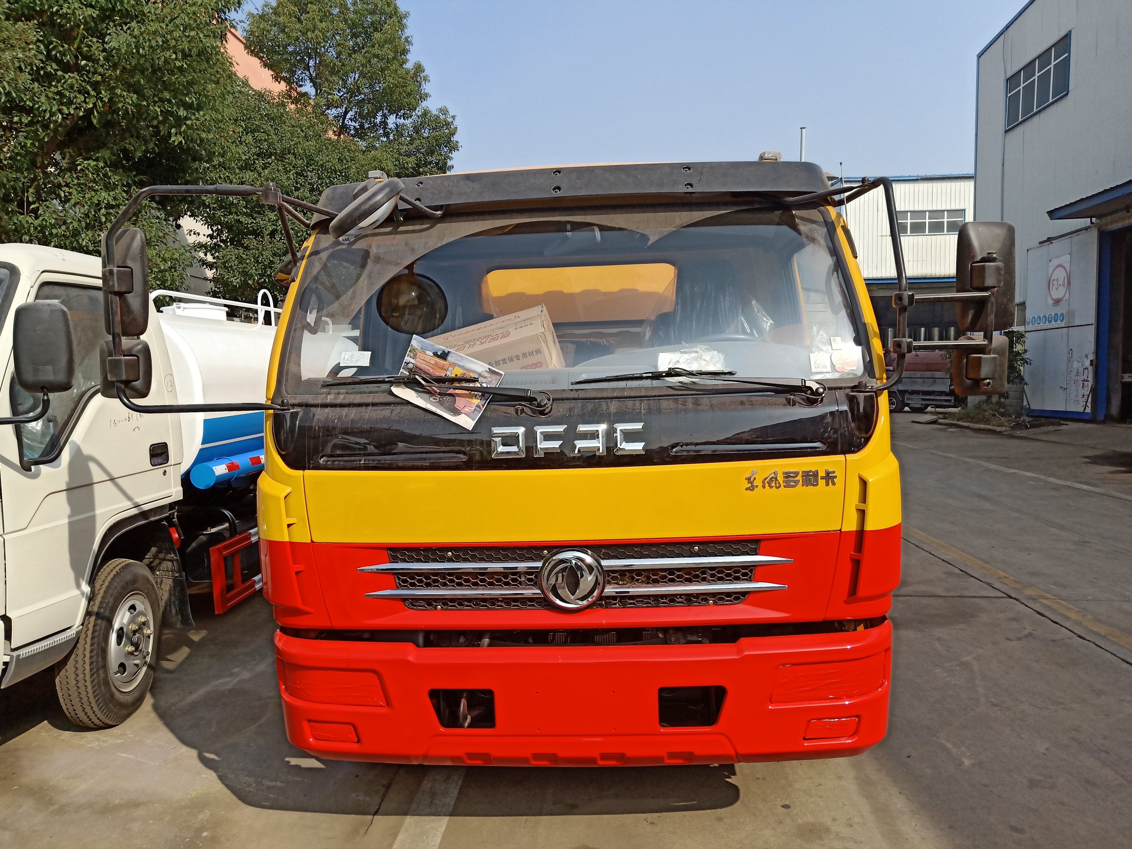 東風大多利卡清洗吸汙車