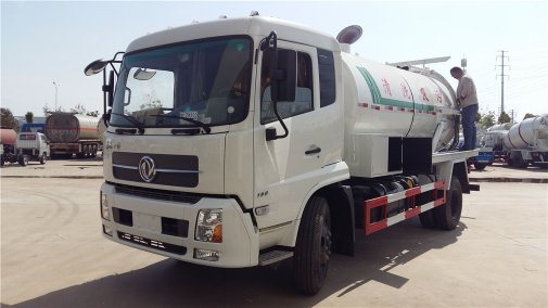 東風天錦清洗吸汙車