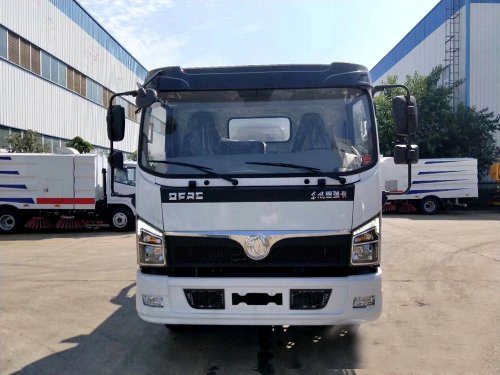 國六8方東風D7 吸汙車