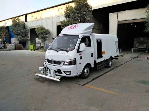 國六1.5立方 藍牌東風途逸 路麵清洗車
