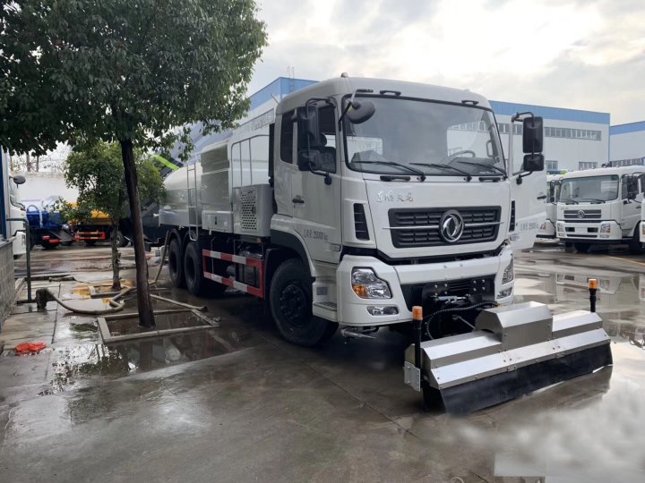 13方東風天龍 後雙橋路麵清洗車