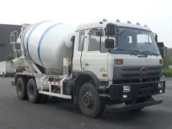 楚風後八輪攪拌車（8/10方）